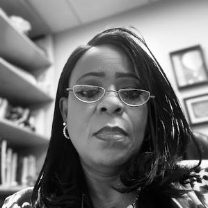 Meet your Posher, Noel